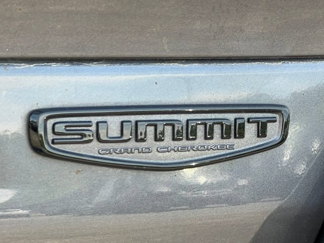 Used 2024 Jeep Grand Cherokee Summit w/ High Altitude Package AWD/4WD image 2