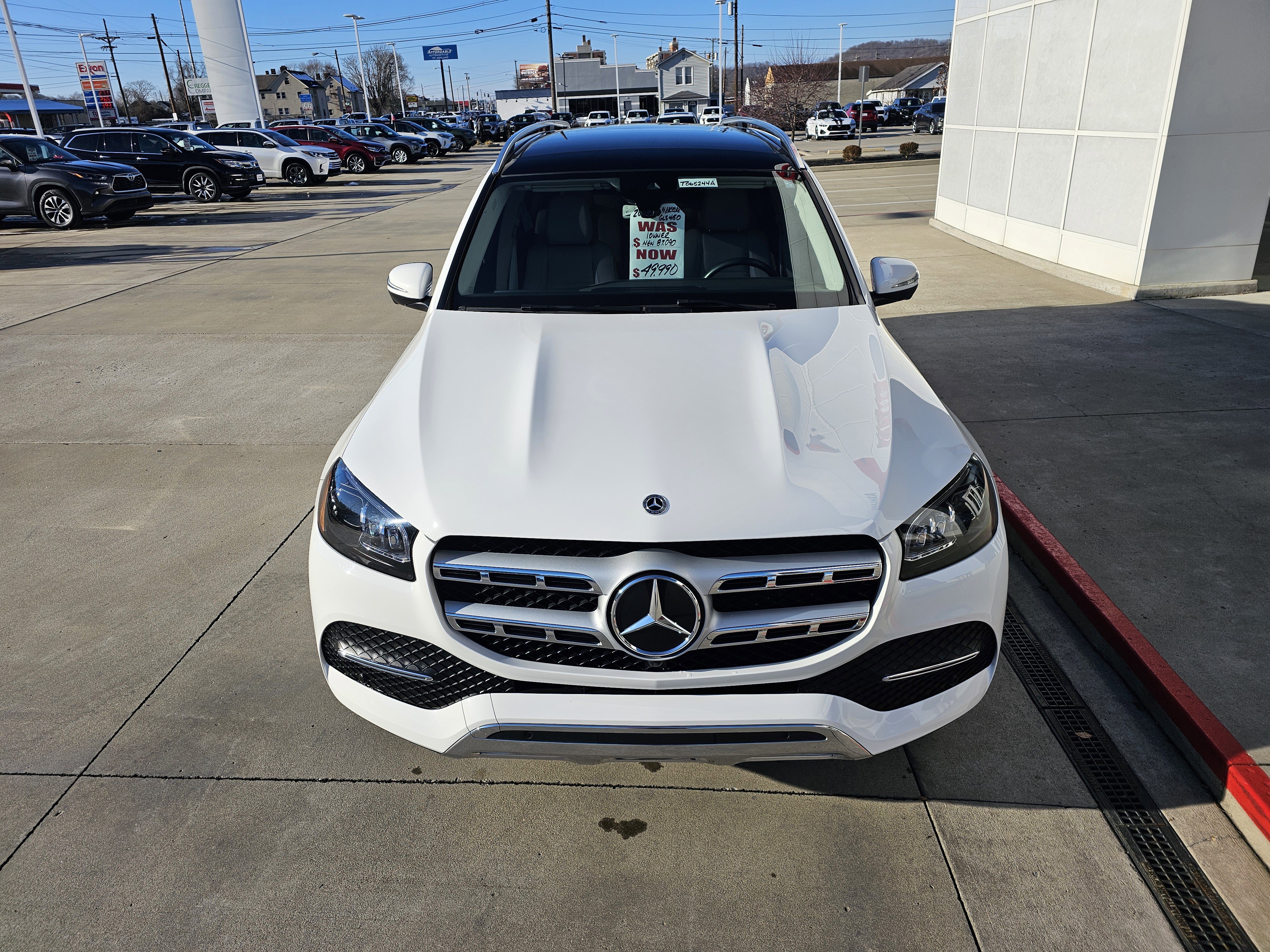 Used 2023 Mercedes-Benz GLS 450 4MATIC image 13
