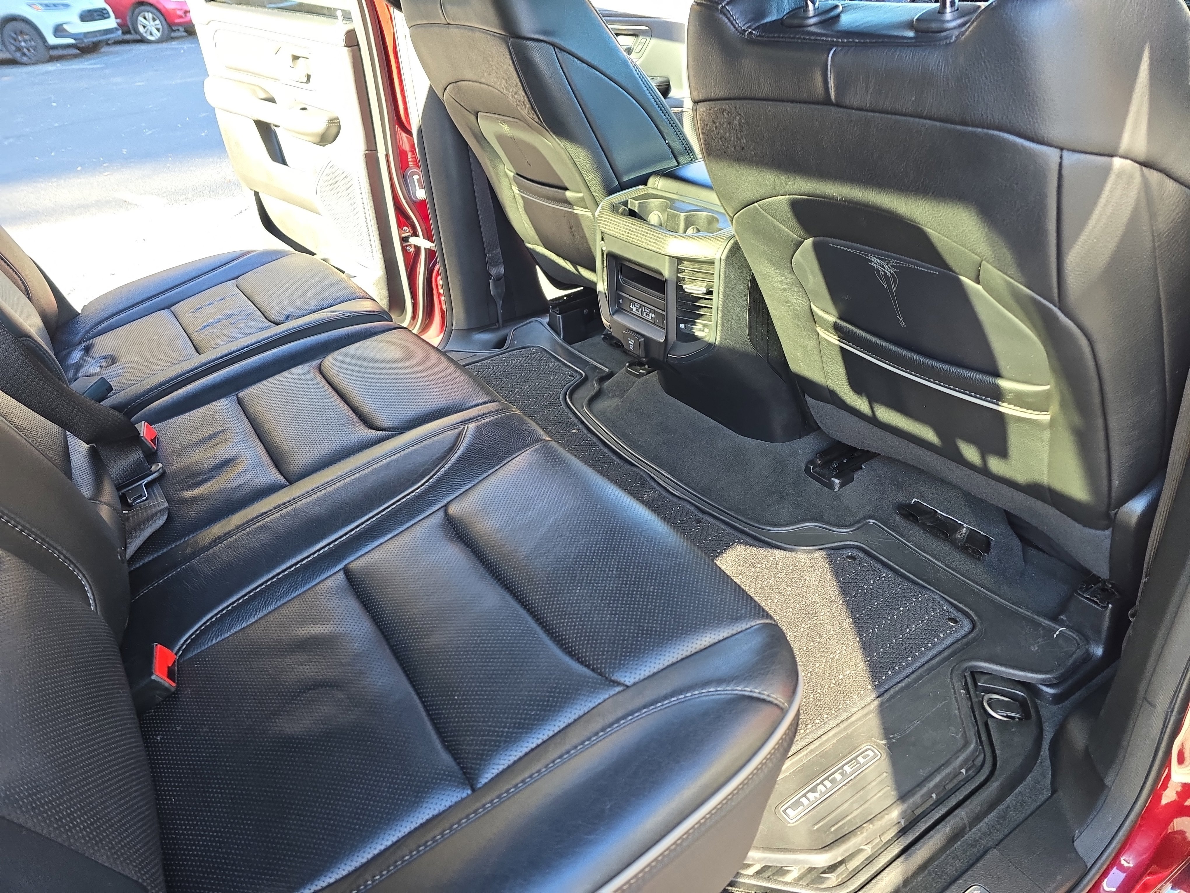 Used 2020 RAM 1500 Limited w/ Body Color Bumper Group image 11