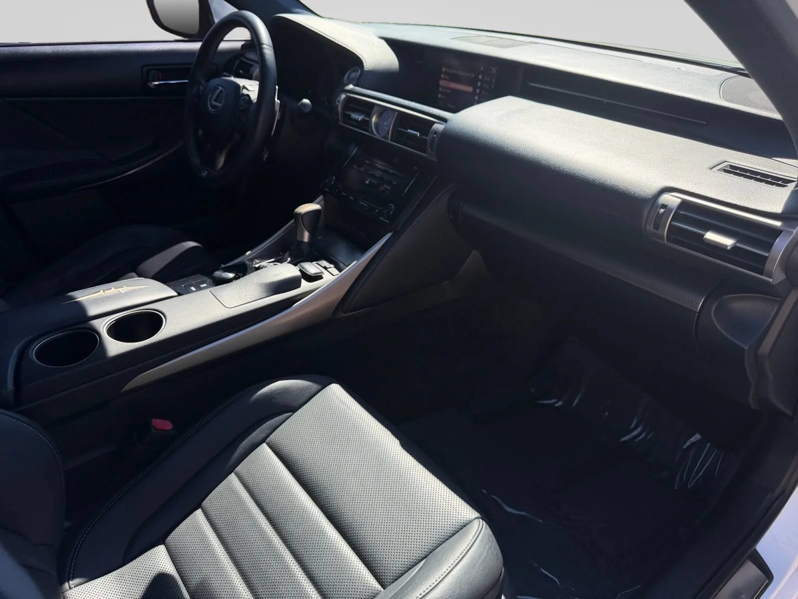 Used 2014 Lexus IS 250 w/ F-Sport Package RWD image 32