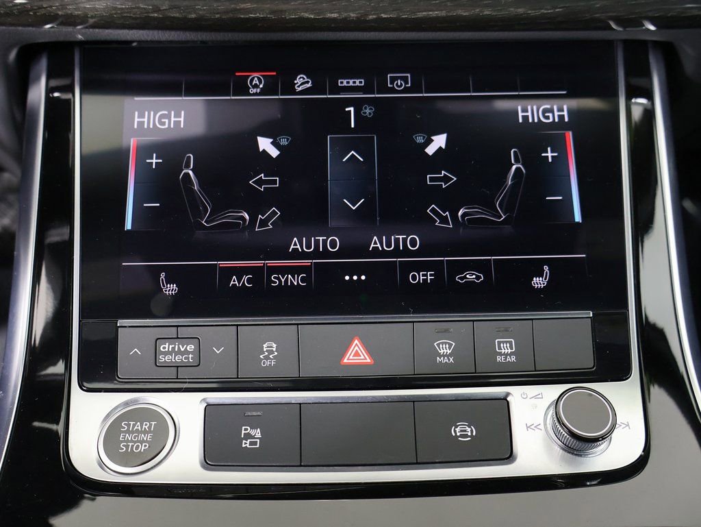 Used 2025 Audi Q7 2.0T Premium w/ Convenience Plus Package image 5