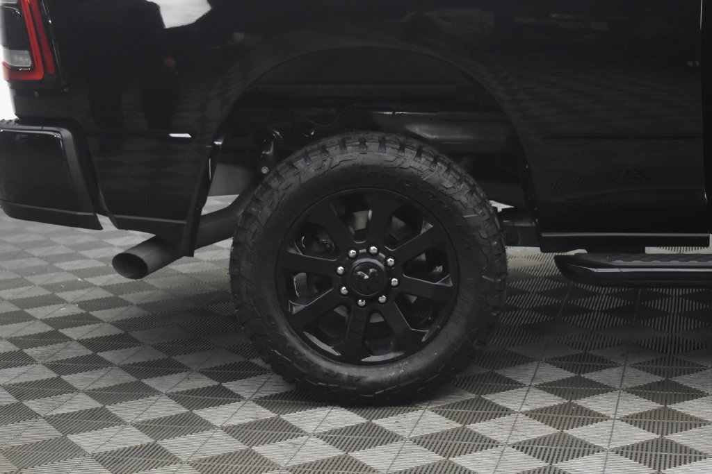 Used 2024 RAM 2500 Big Horn w/ Night Edition AWD/4WD image 27