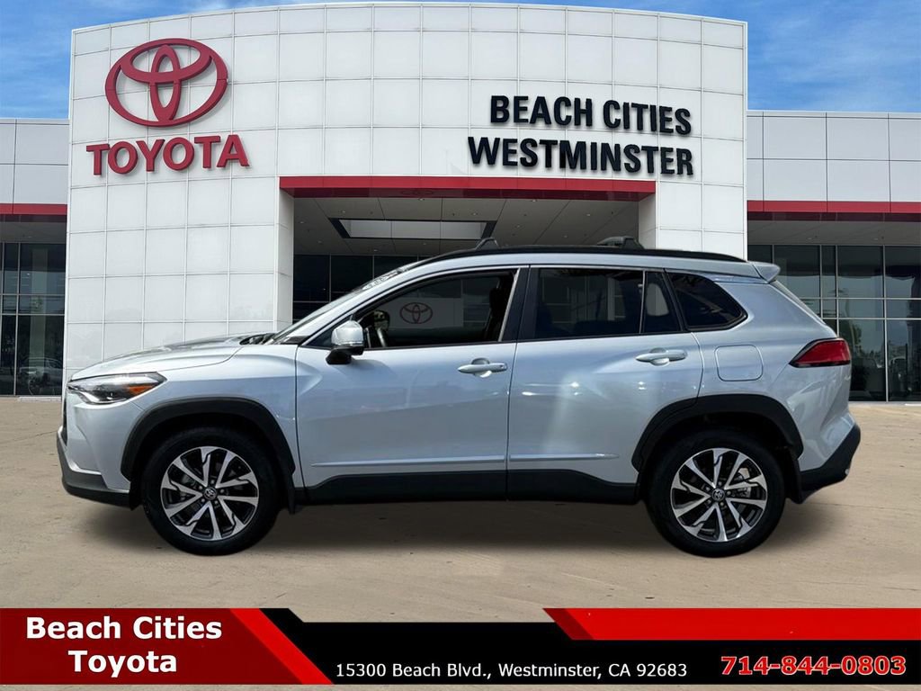 Certified 2024 Toyota Corolla Cross XLE w/ Convenience Package image 7