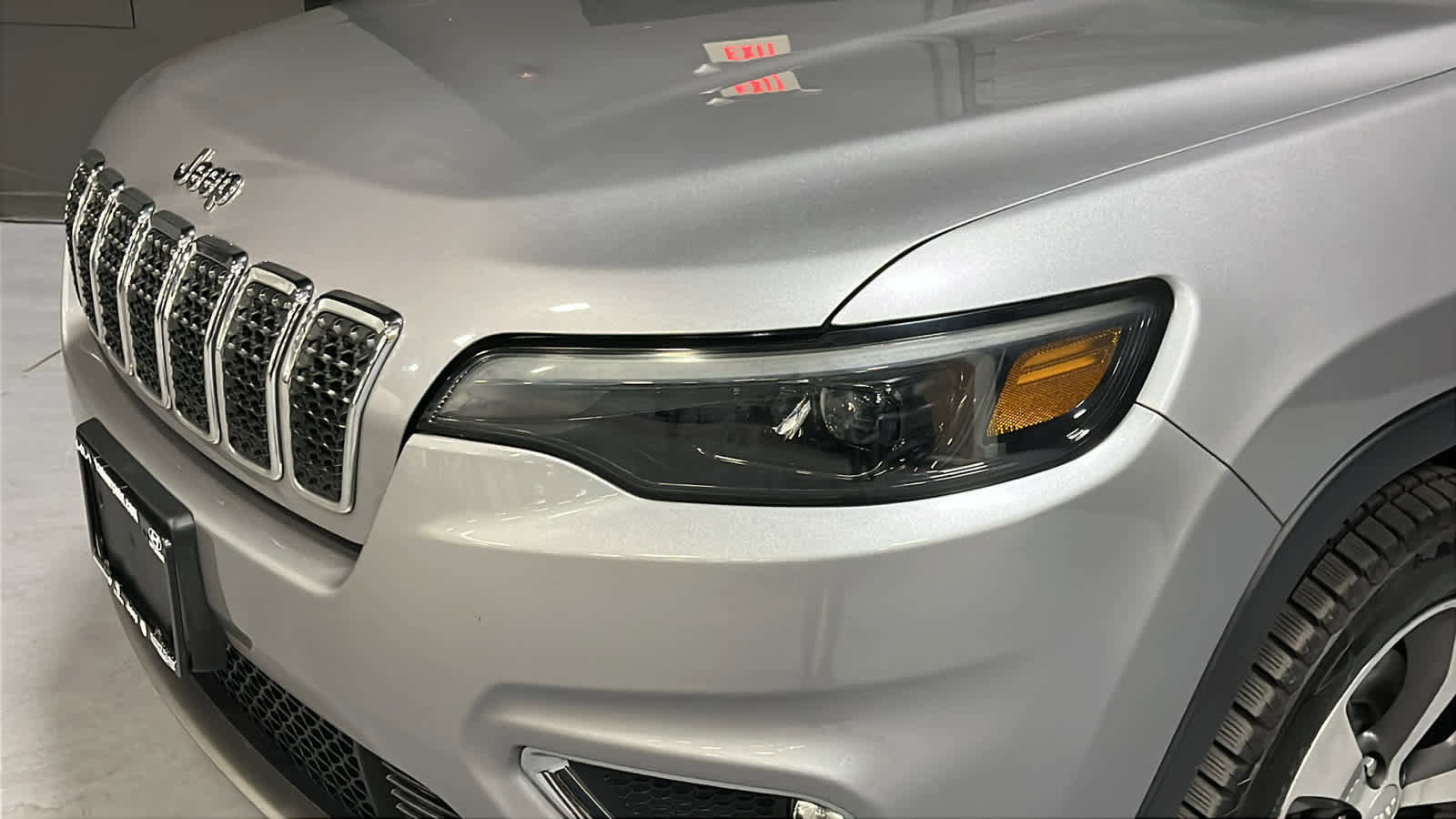 Used 2020 Jeep Cherokee Limited AWD/4WD image 7