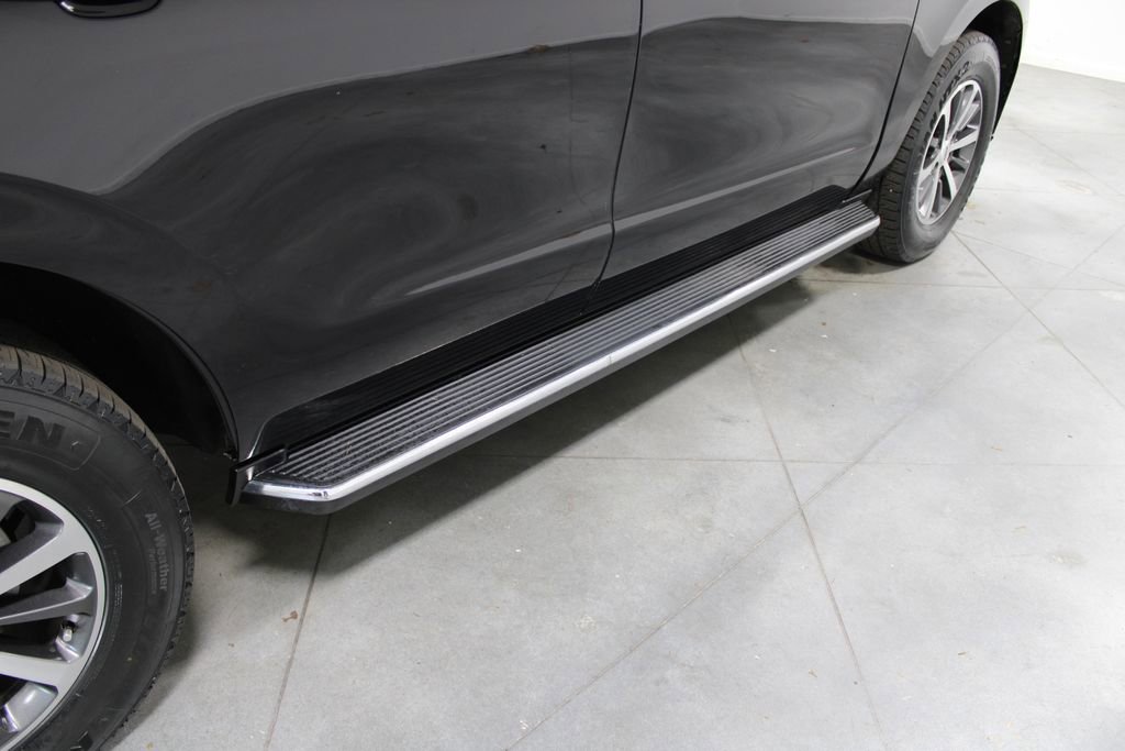 Used 2019 Ford Expedition XLT w/ Equipment Group 202A image 12