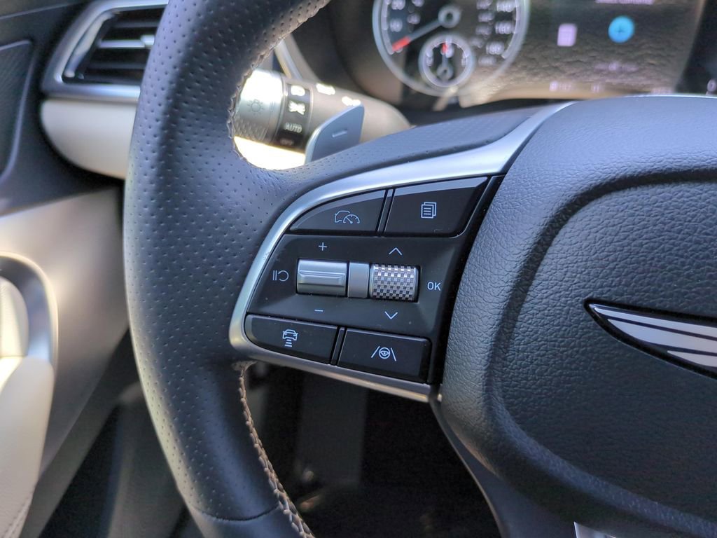 Used 2026 Genesis G70 2.5T RWD image 19