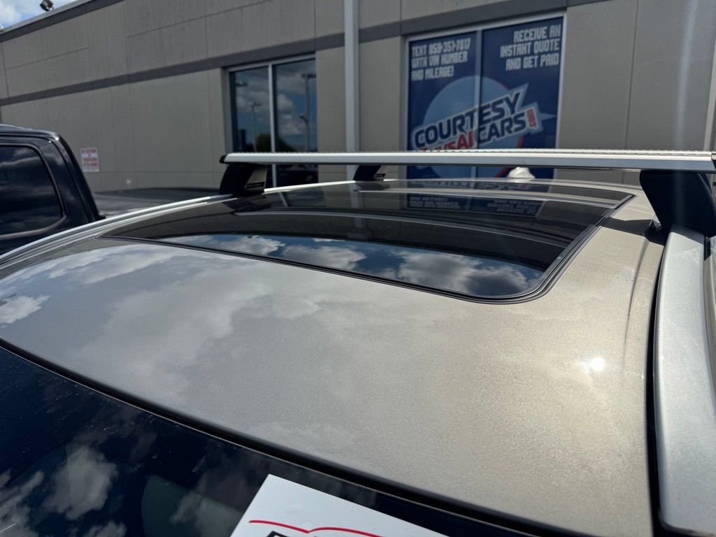 Used 2016 Volvo XC60 T6 Platinum FWD image 8