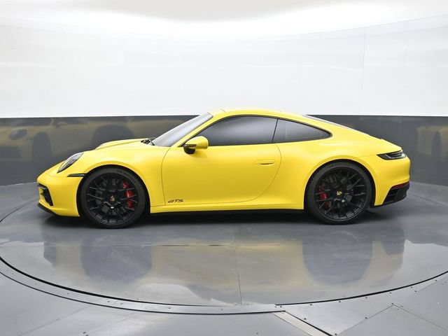 Used 2024 Porsche 911 Carrera GTS RWD image 2