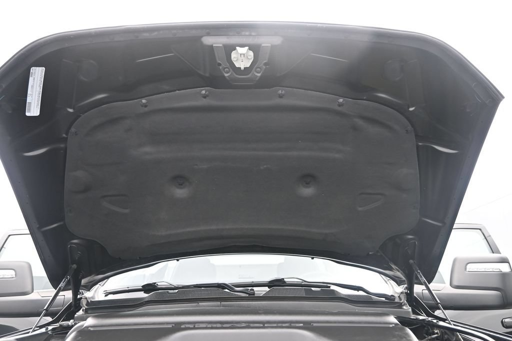 Used 2025 RAM 2500 Big Horn AWD/4WD image 38