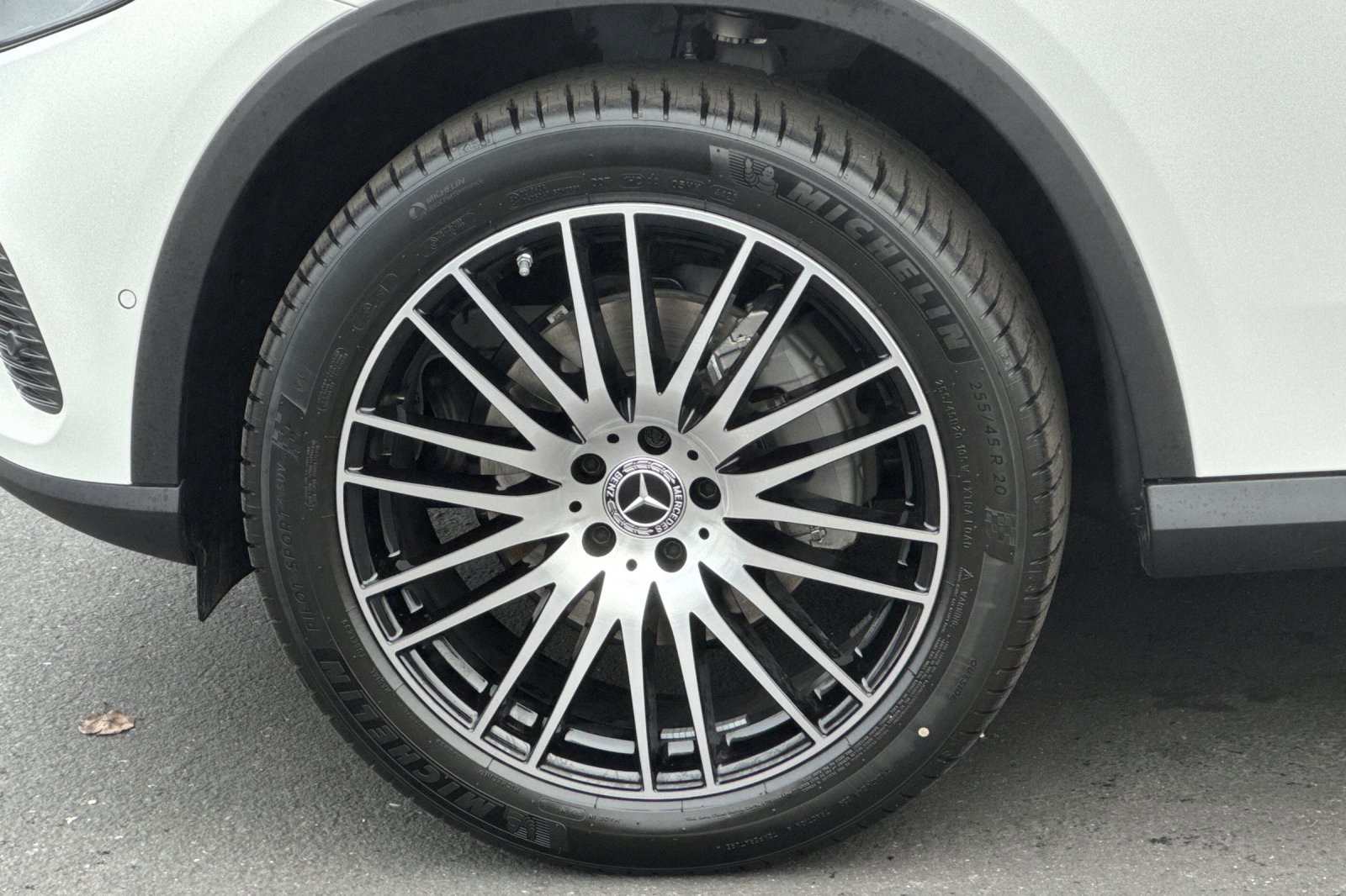 New 2026 Mercedes-Benz GLC 300 4MATIC image 26