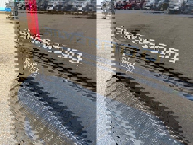 Used 2021 Chevrolet Silverado 1500 High Country w/ Technology Package image 27