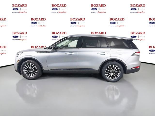 Used 2023 Lincoln Aviator Reserve w/ Class IV Trailer Tow Package image 5