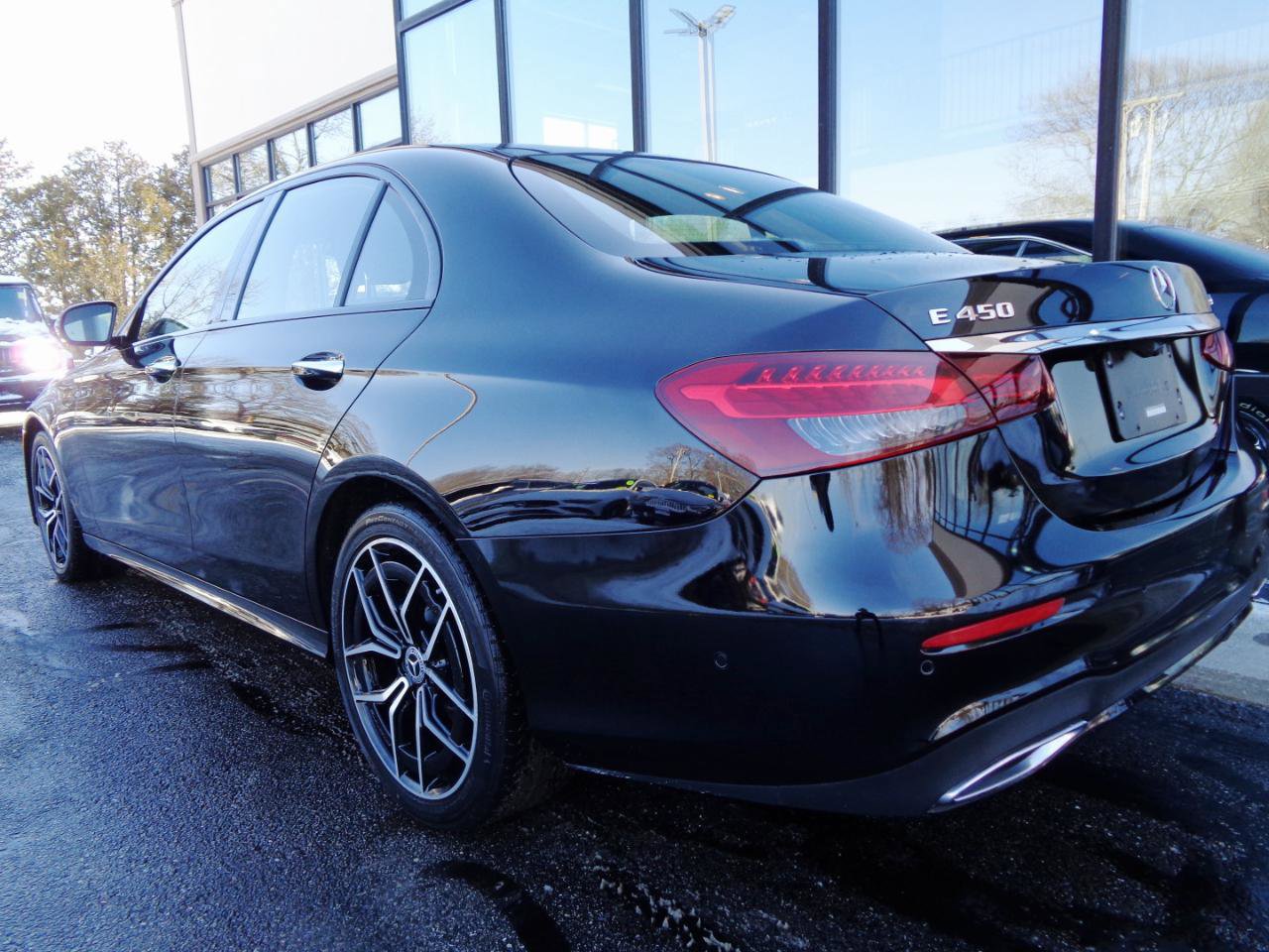 Used 2021 Mercedes-Benz E 450 E 450 4MATIC Sedan w/ Premium Package image 7