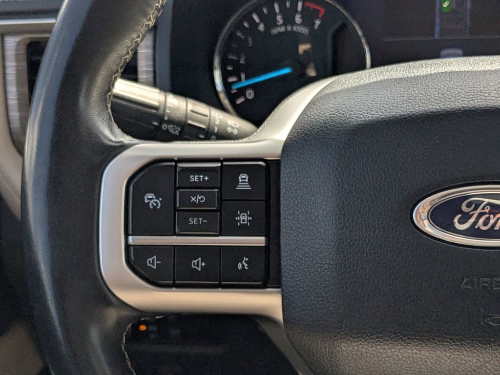 Used 2024 Ford Expedition Limited AWD/4WD image 23