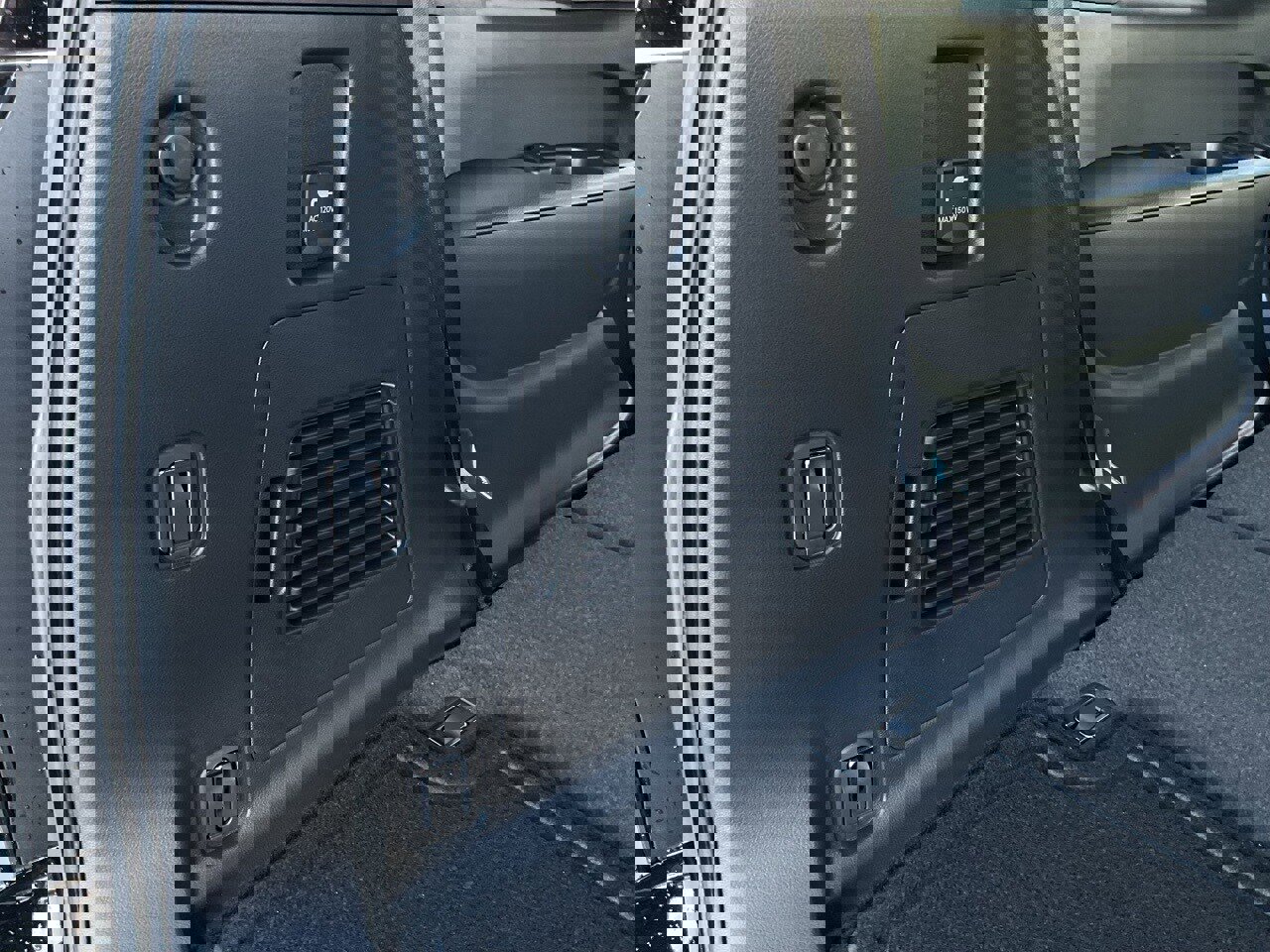 New 2026 Nissan Armada SL image 21