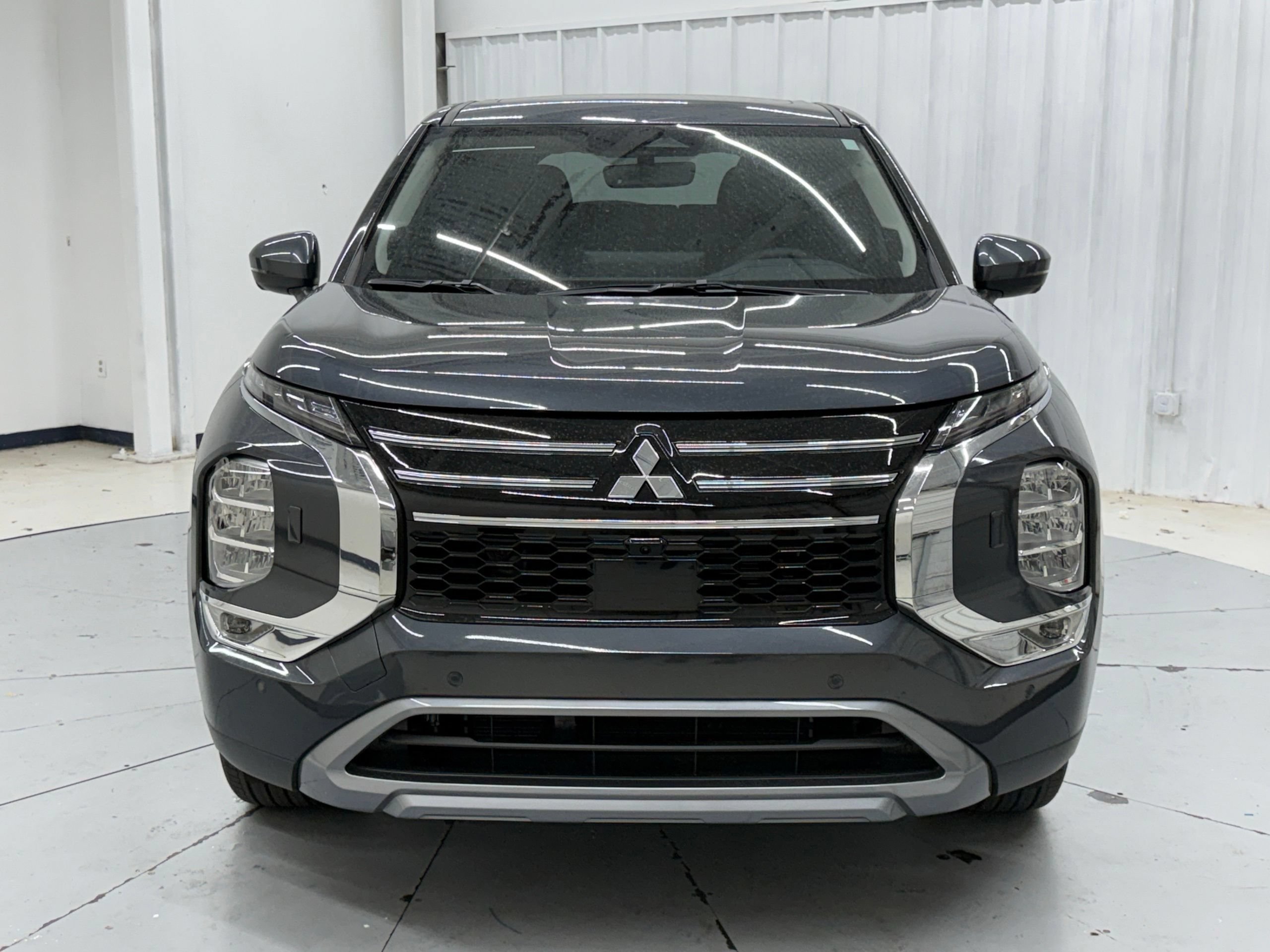 New 2026 Mitsubishi Outlander SE AWD/4WD image 8