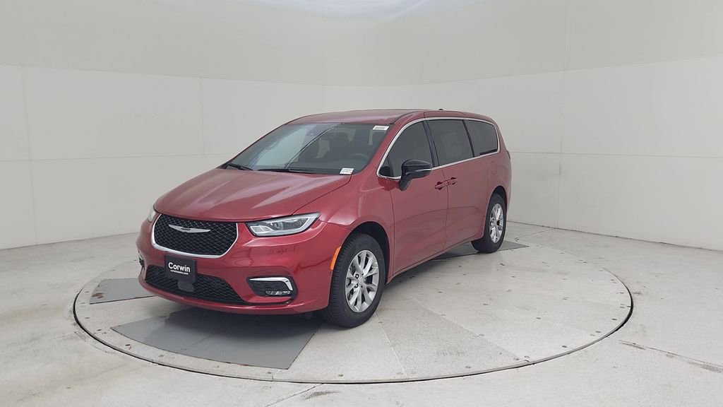 New 2026 Chrysler Pacifica Select AWD/4WD image 6