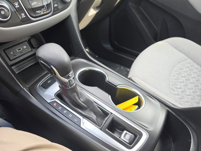 Used 2024 Chevrolet Equinox LS AWD/4WD image 44