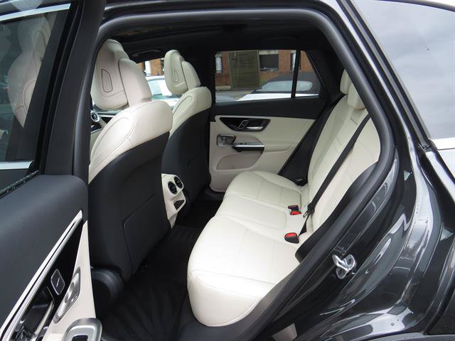 Used 2026 Mercedes-Benz GLC 300 4MATIC image 20