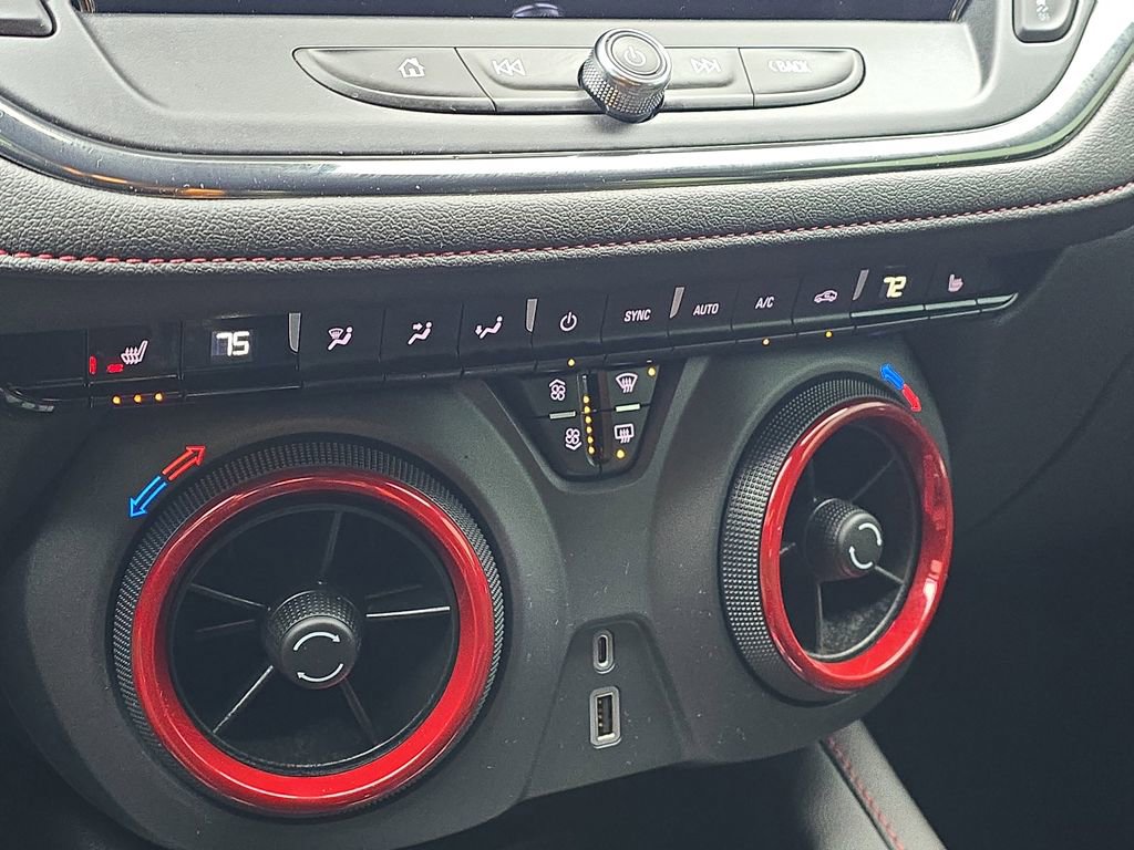 Certified 2023 Chevrolet Blazer RS w/ LPO, Floor Liner Package image 20