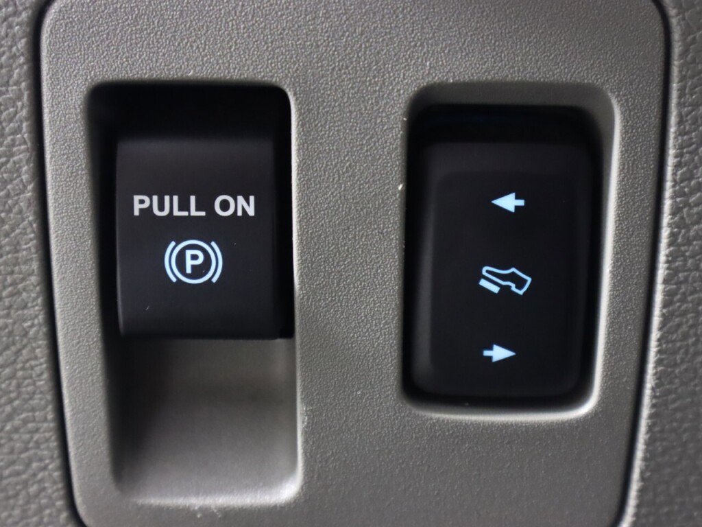 Used 2019 Ford F150 XLT w/ Equipment Group 301A Mid image 11