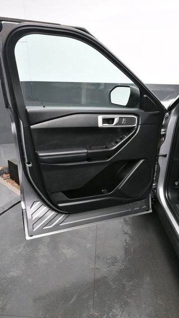Used 2021 Ford Explorer 4WD image 16