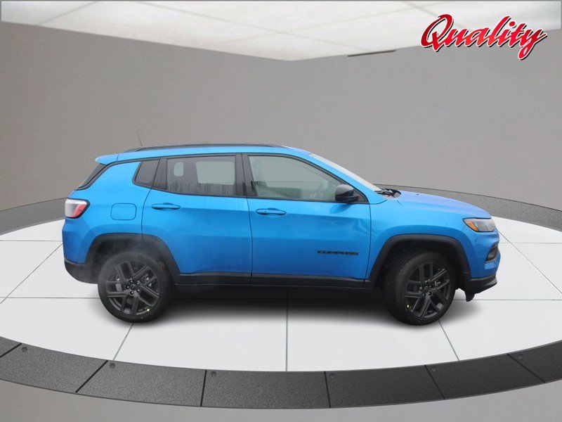 New 2026 Jeep Compass Latitude AWD/4WD image 2