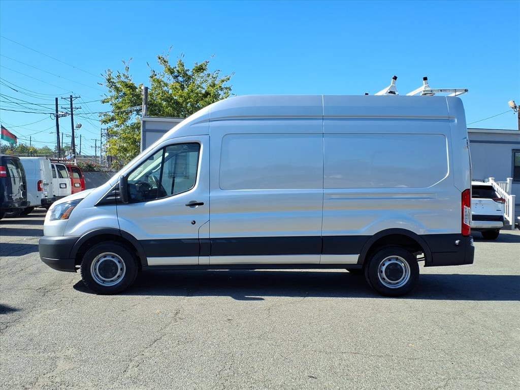 Used 2018 Ford Transit 250 148 High Roof image 4