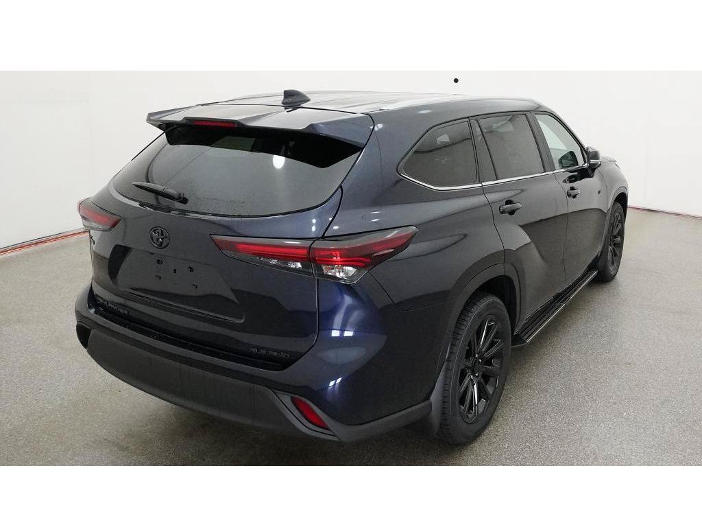 New 2026 Toyota Highlander XLE AWD/4WD image 8