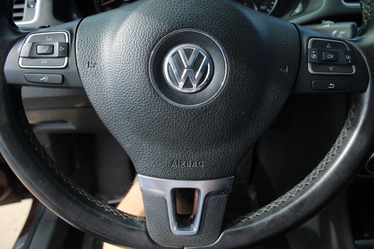 Used 2014 Volkswagen Passat 1.8T SEL Premium FWD image 14