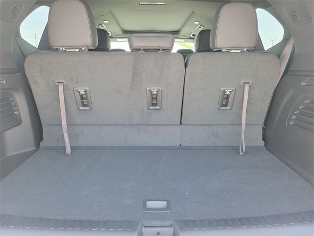 New 2025 GMC Acadia AT4 w/ Luxury Package image 17