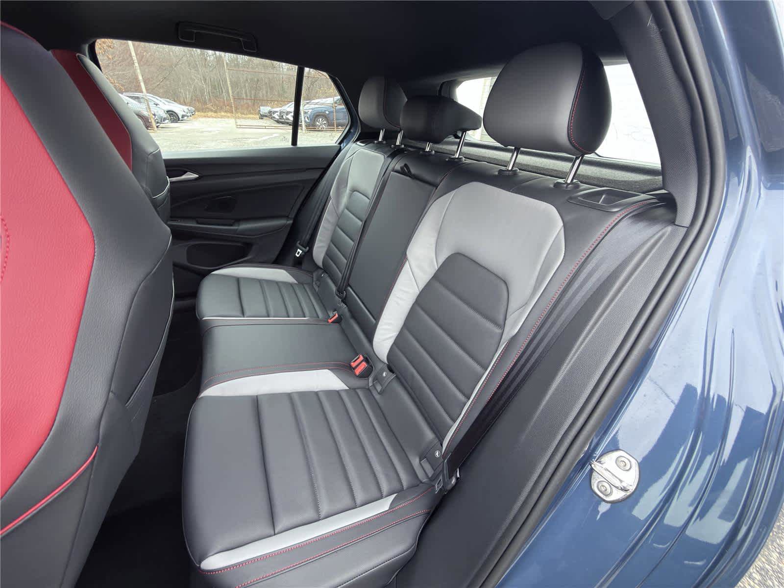 New 2026 Volkswagen GTI SE FWD image 16