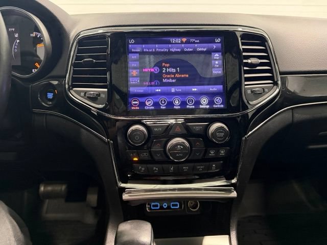 Used 2019 Jeep Grand Cherokee Trailhawk w/ Trailhawk Luxury Group AWD/4WD image 16