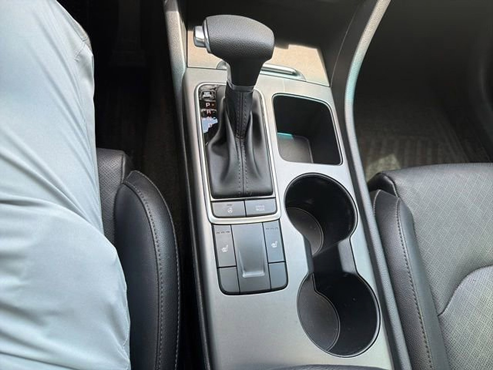 Used 2020 Kia Optima SE FWD image 17