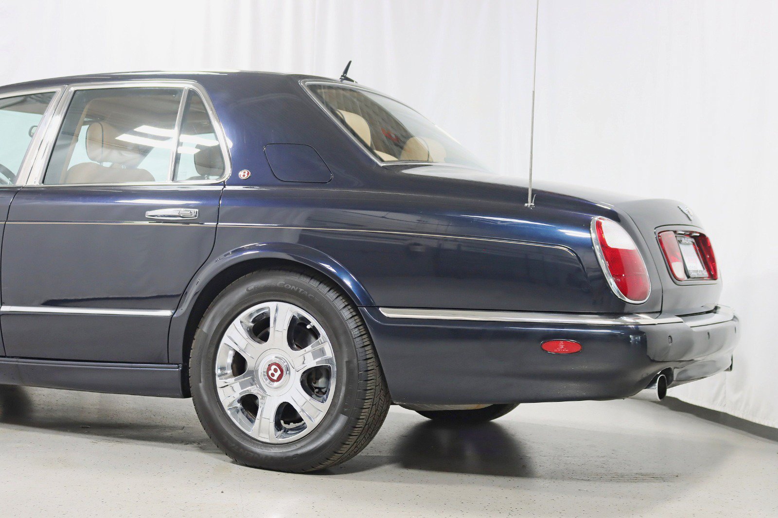 Used 2006 Bentley Arnage R RWD image 11