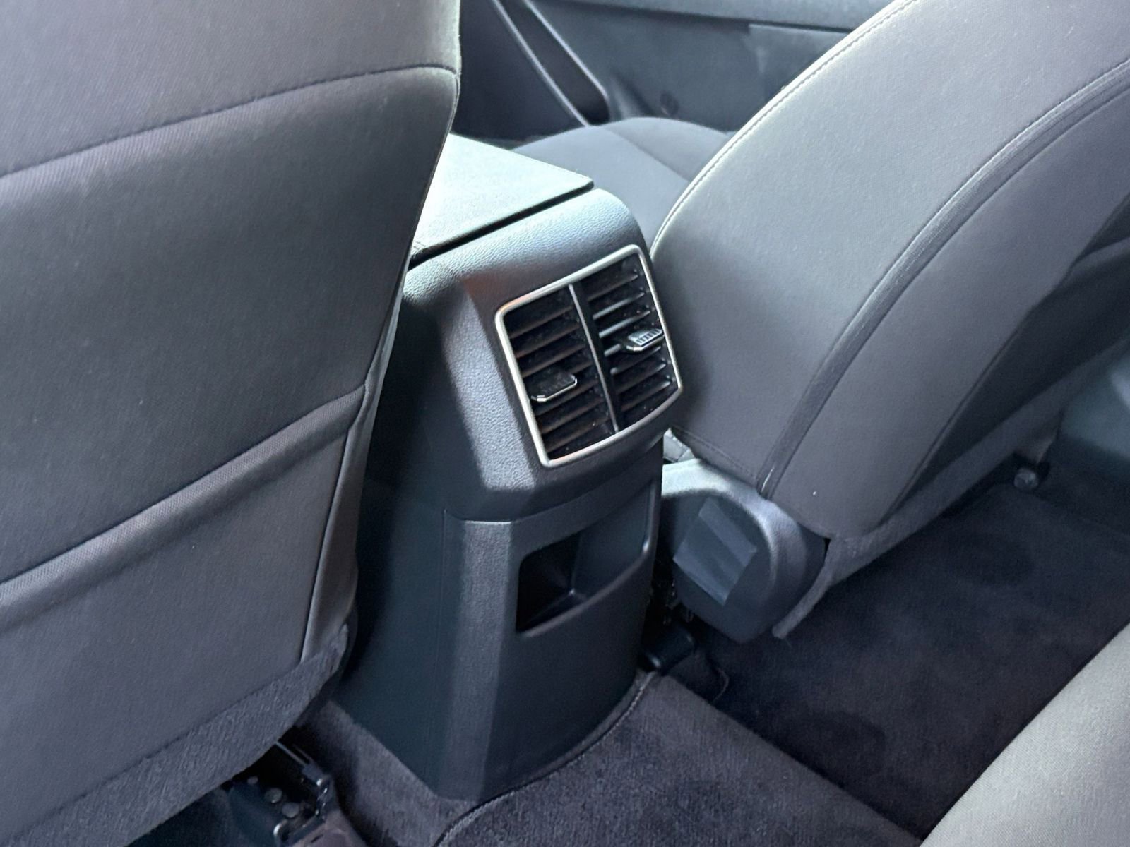 Used 2025 Kia Sportage LX image 22