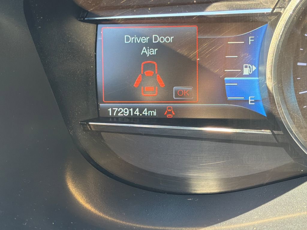 Used 2018 Ford Explorer Limited image 16