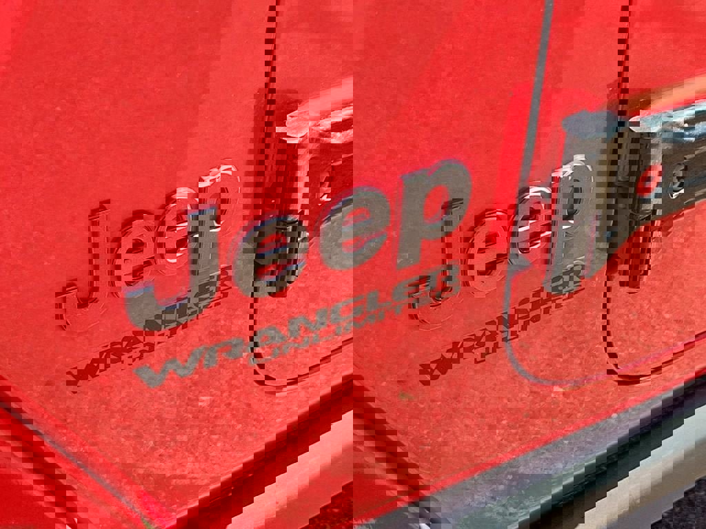 Used 2018 Jeep Wrangler Unlimited Rubicon AWD/4WD image 17