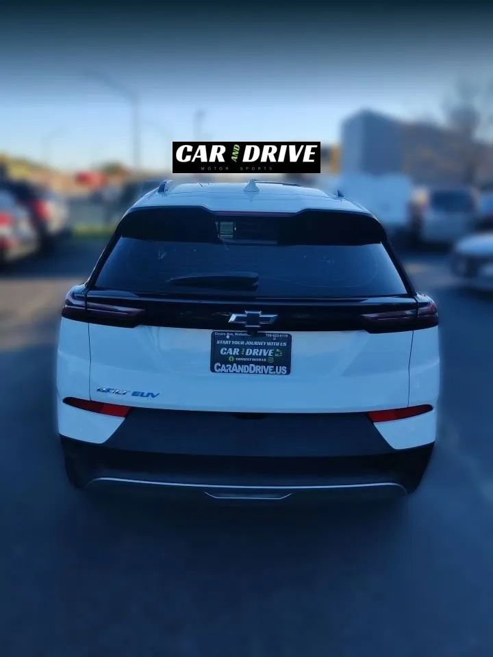 Used 2023 Chevrolet Bolt EUV LT image 5