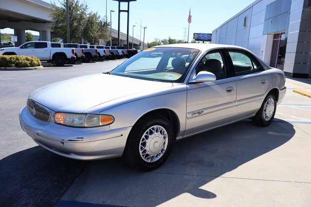 Used 2001 Buick Century Custom w/ Premium Pkg image 3