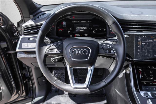 Used 2025 Audi Q7 3.0T Premium Plus AWD/4WD image 13