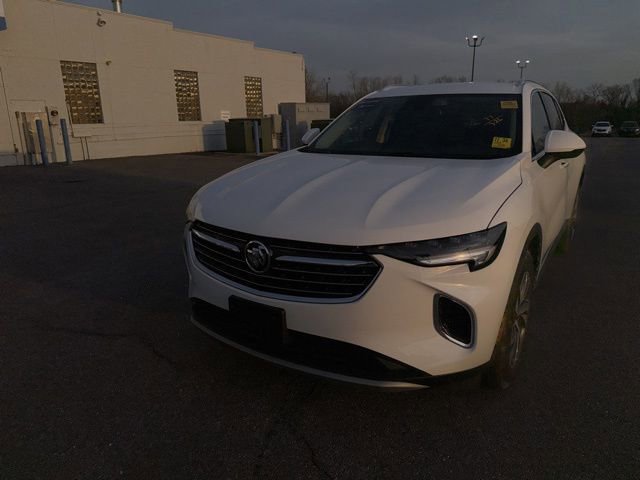 Used 2023 Buick Envision Essence image 3
