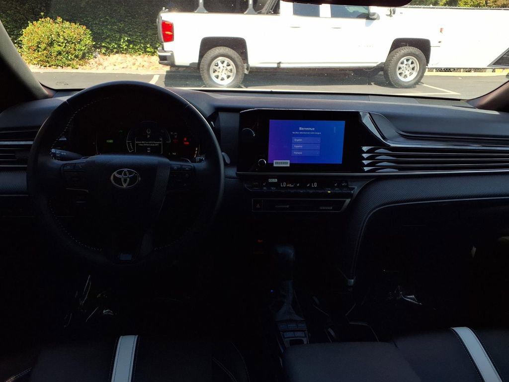 Certified 2025 Toyota Camry SE w/ Convenience Package image 20