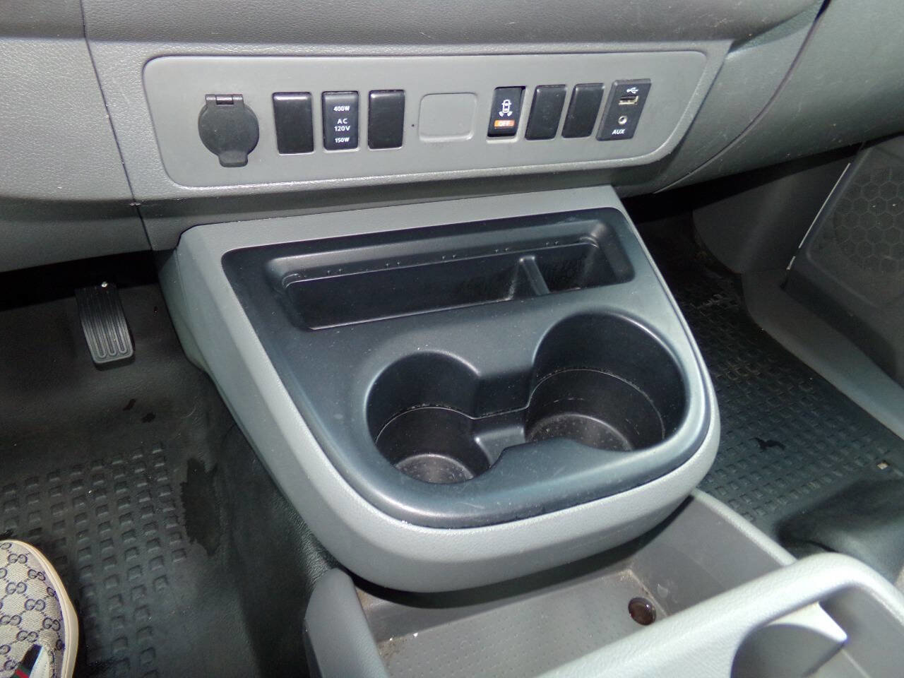 Used 2016 Nissan NV 2500 SL w/ Technology Package image 45