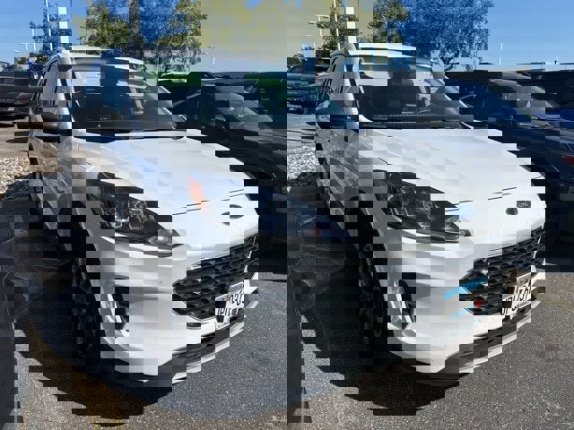 Certified 2022 Ford Escape SE w/ Cold Weather Package
