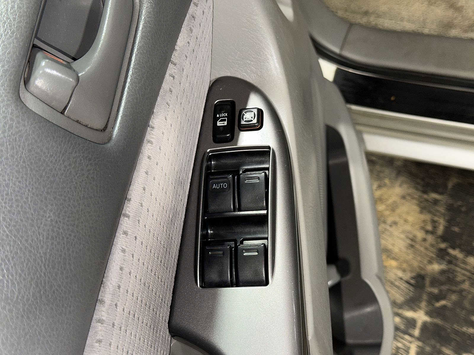 Used 2006 Toyota Sienna LE AWD/4WD image 20