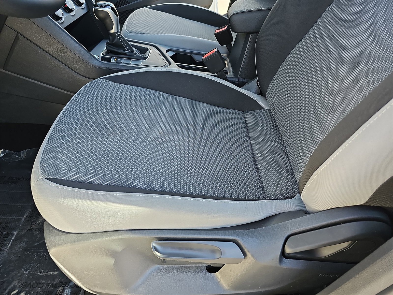 Used 2022 Volkswagen Taos S w/ IQ Drive S Package image 29