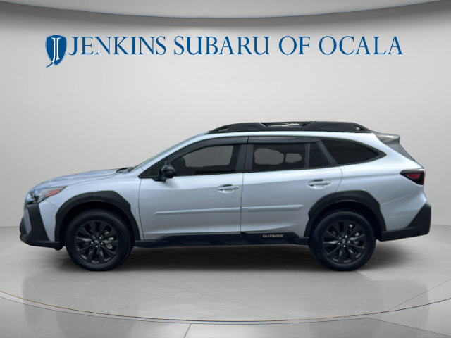 Used 2025 Subaru Outback Onyx Edition w/ Tech Package 3 AWD/4WD image 6