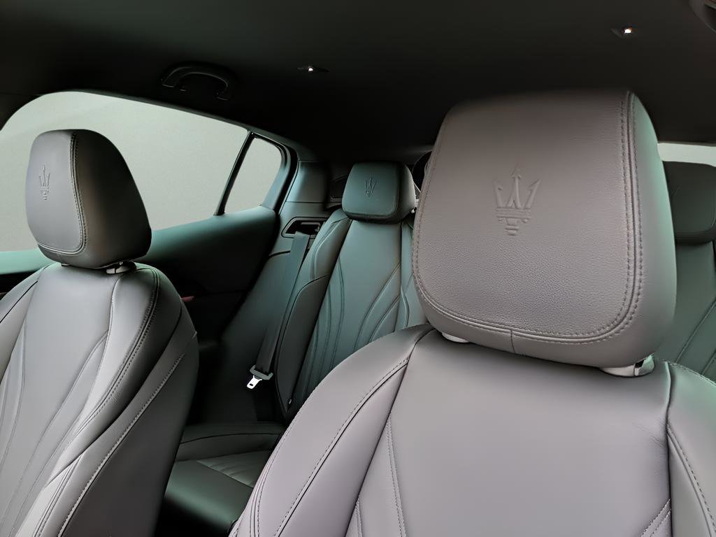 New 2023 Maserati Grecale GT image 16