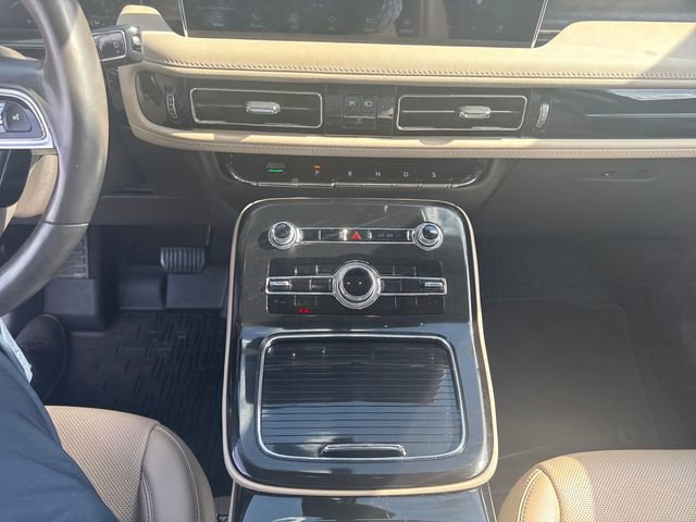 Certified 2023 Lincoln Nautilus Reserve AWD/4WD image 23